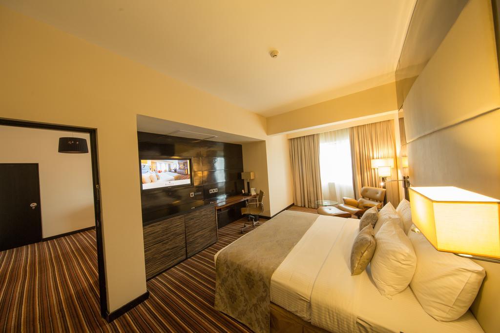 Hotel Ramada 5*