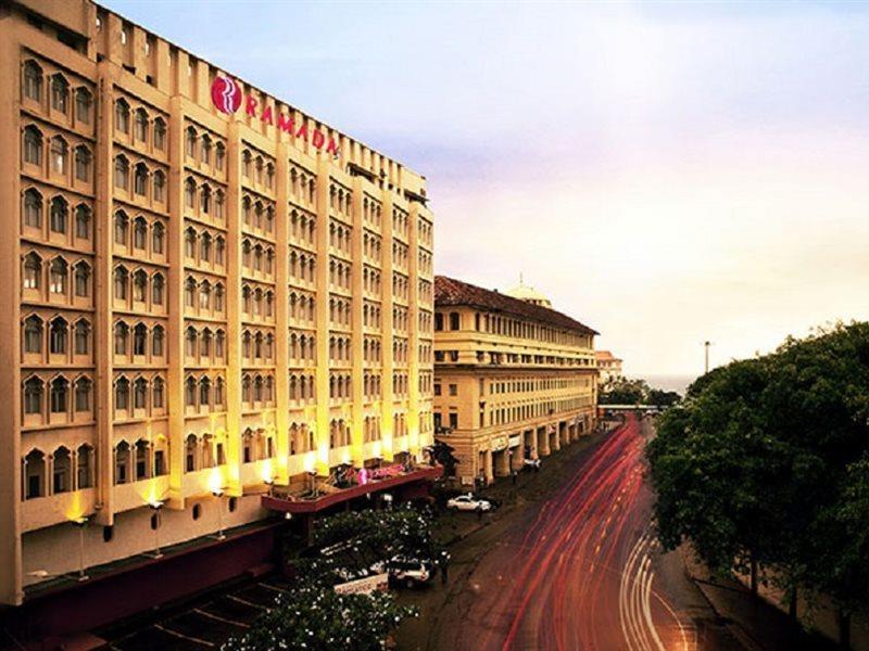 Отель Ramada 5*